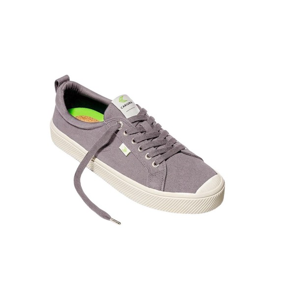 Cariuma Shoes - NIB! Cariuma OCA Low Mystic Grey Canvas Sneaker - Size 9